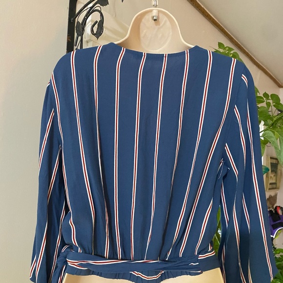 Abercrombie and Fitch Boho Blouse. Size S - Picture 2 of 3